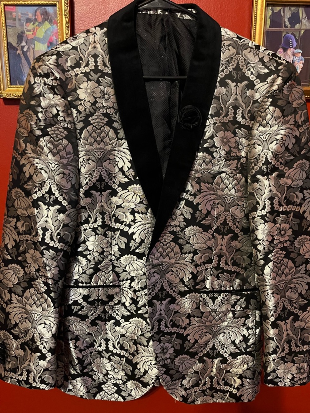 Black and Silver Floral Jacquard Tuxedo Blazer